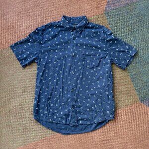 CPO Provisions Shipman Supply Navy Blue Squiggle Short Sleeve Shirt - Mens Small